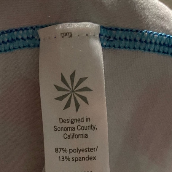 Athleta Razorback Top Size Medium - Picture 5 of 7